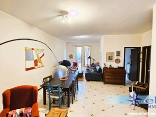 Villetta a schiera in Vendita a Massa, 350'000&euro;, 150 m²