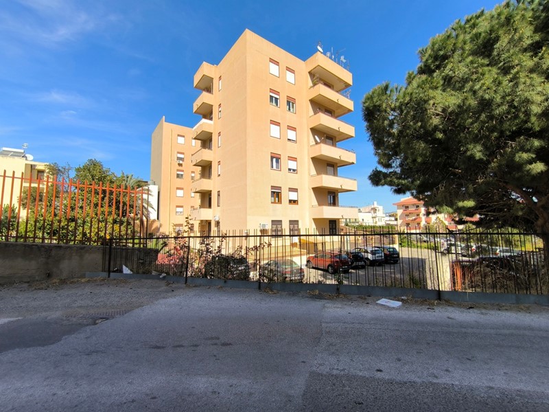 Trilocale in Vendita a Messina, 127'000€, 123 m²