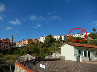 Appartamento in Vendita a Castiglione Chiavarese, zona San Pietro Di Frascati, 70'000€, 82 m²