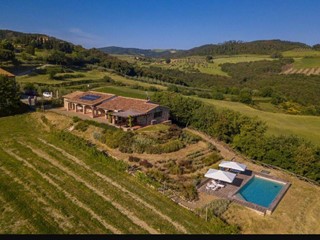 Villa in Vendita a Volterra, 1'800'000€, 400 m²