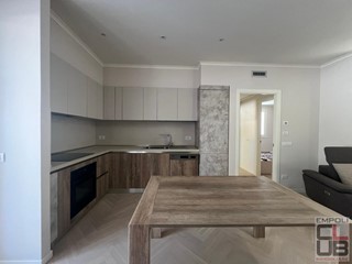 Trilocale in Vendita a Empoli, 370'000€, 70 m², con Box