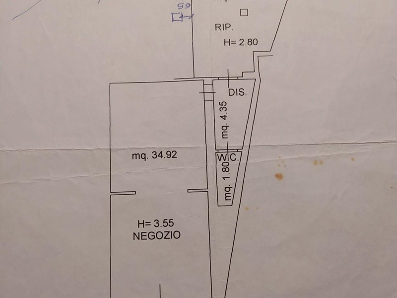 Immobile commerciale in Vendita a Capannoli, 20'000€, 42 m²