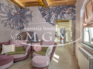 Trilocale in Vendita a Calcinaia, 130'000€, 53 m², arredato