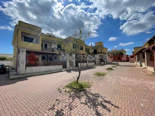 Box in Vendita a Uggiano la Chiesa, 25'000€, 70 m²