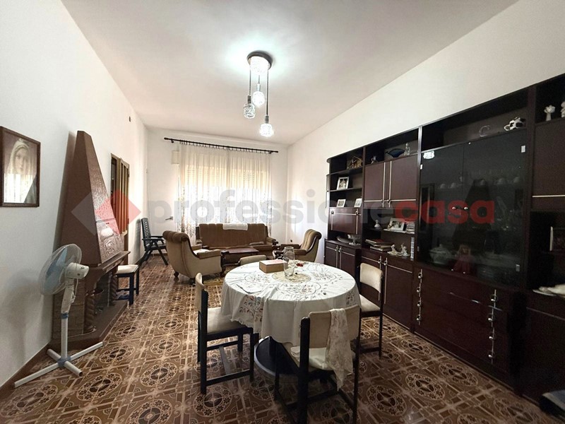 Quadrilocale in Vendita a Manduria, 90'000€, 125 m²