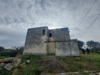 Casa Indipendente in Vendita a Brindisi, 155'000€, 4120 m²