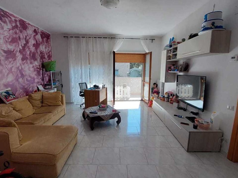 Trilocale in Vendita a Fisciano, 148'000€, 95 m², con Box