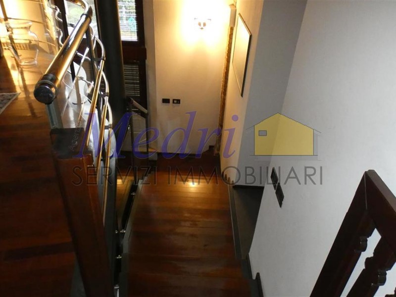 Casa Indipendente in Vendita a Cesena, zona Centro Storico, 420'000€, 150 m², con Box