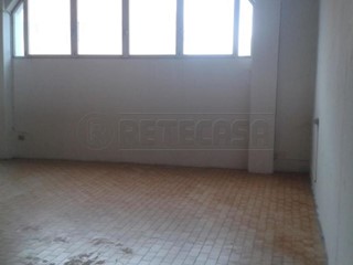 Laboratorio in Affitto a Vicenza, 800 m²