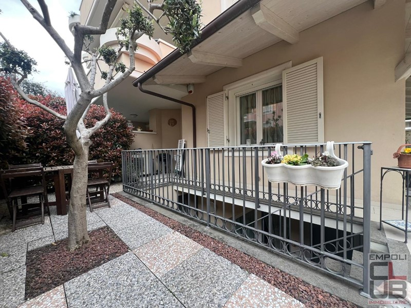 Quadrilocale in Vendita a Empoli, zona Serravalle, 370'000€, 120 m²