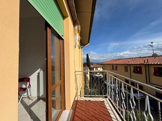 Appartamento in Vendita a Terricciola, 156'000€, 90 m², con Box