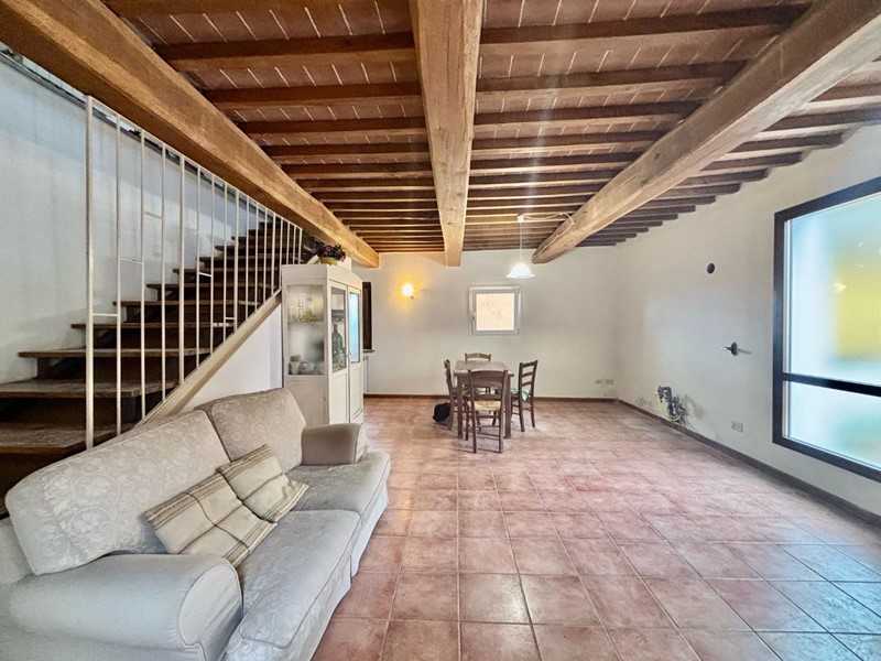 Casa Indipendente in Vendita a Palaia, zona Forcoli, 110'000€, 90 m²