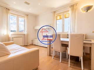 Trilocale in Vendita a Massarosa, zona Bozzano, 170'000€, 60 m², arredato