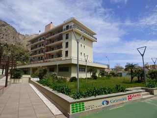 Negozio in Vendita a Palermo, 650'000€, 1300 m²