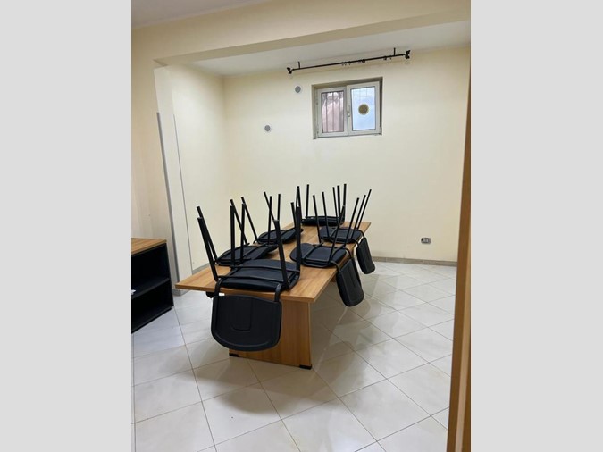 Ufficio in Vendita a Palermo, 50'000€, 60 m²