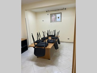 Ufficio in Vendita a Palermo, 50'000€, 60 m²