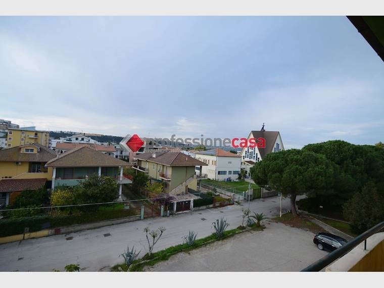 Quadrilocale in Vendita a Campomarino, 89'000€, 85 m²