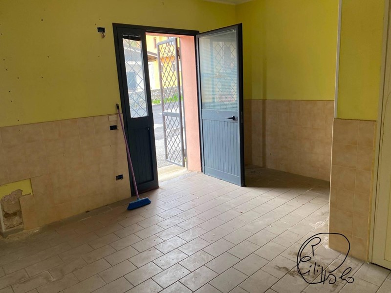 Bilocale in Vendita a Sellia, 19'000€, 55 m²