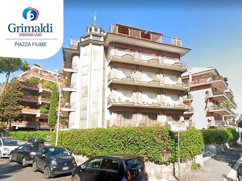 Ufficio in Vendita a Roma, 280'000€, 94 m²