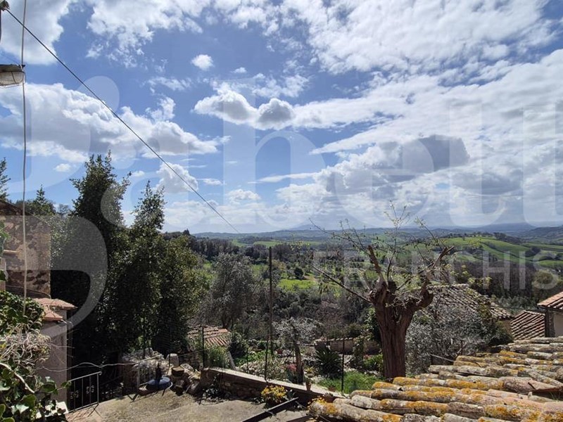 Quadrilocale in Vendita a Narni, 26'000&euro;, 120 m²