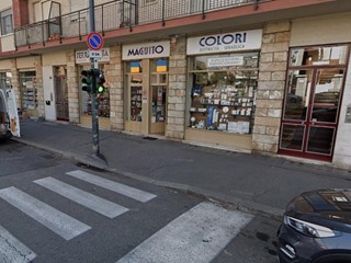 Attività commerciale in Vendita a Torino, 20'000€, 100 m²