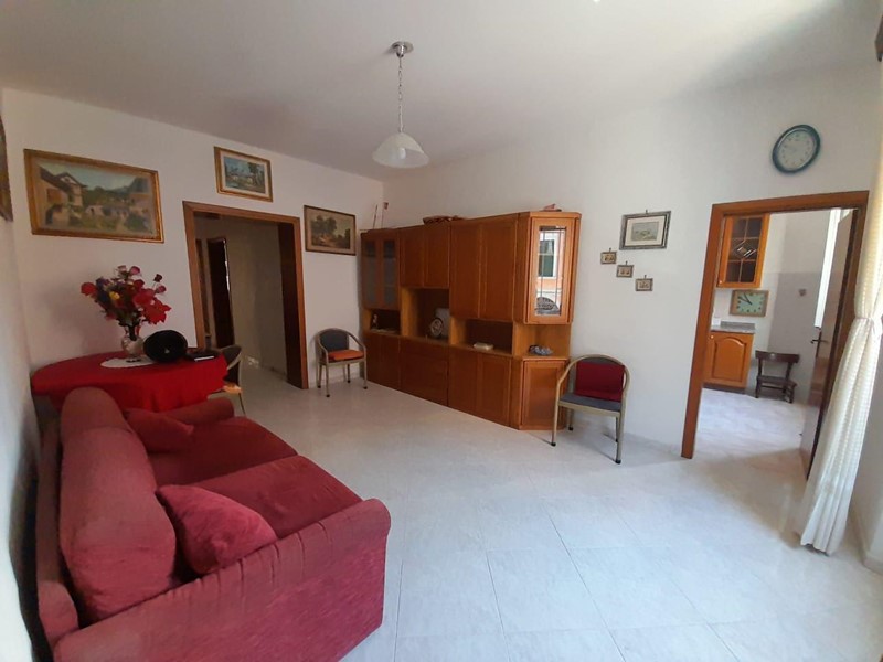 Appartamento in Vendita a Livorno, 160'000€, 126 m²