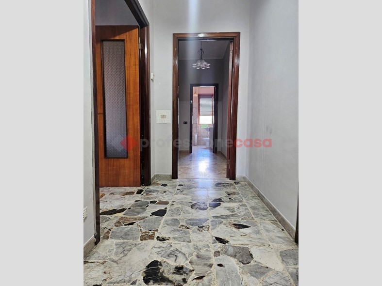 Trilocale in Vendita a Frosinone, 90'000€, 70 m²