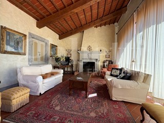 Appartamento in Vendita a Casciana Terme Lari, 599'000€, 700 m²