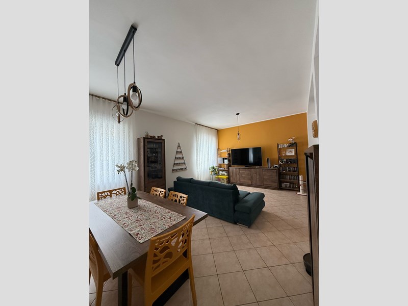 Quadrilocale in Vendita a Cagliari, zona pirri, 250'000€, 120 m², arredato