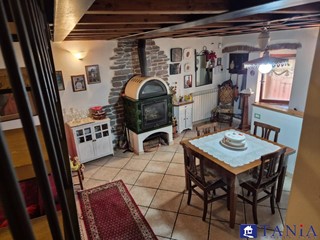 Casa Semi Indipendente in Vendita a Luni, 95'000€, 120 m²