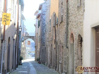 Casale in Vendita a Villafranca in Lunigiana, 30'000€, 55 m²