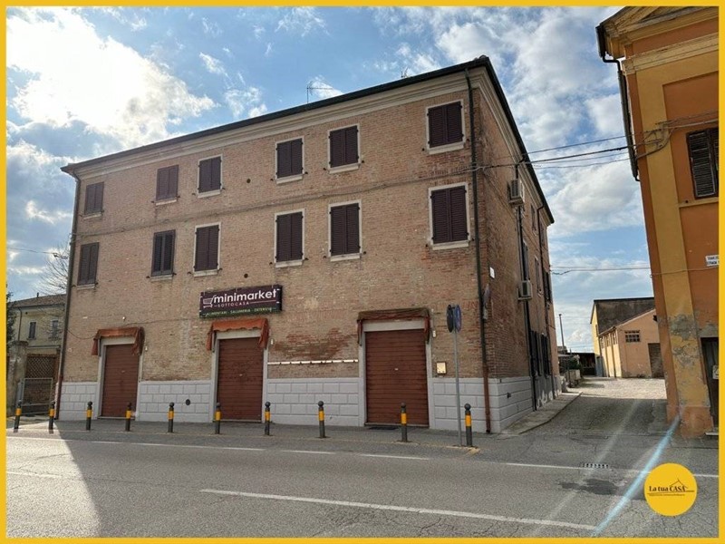 Bilocale in Vendita a Argenta, zona San Nicolò, 40'000€, 40 m²