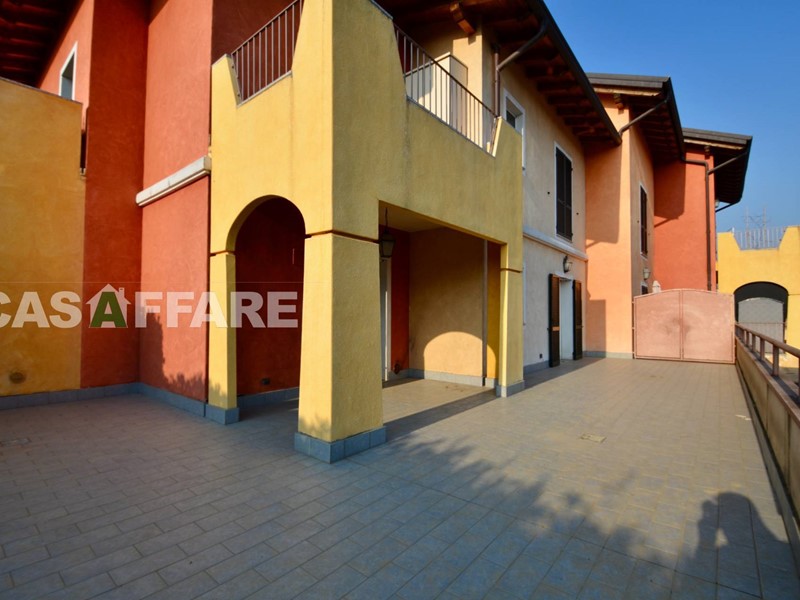 Trilocale in Vendita a Bergamo, zona Boccaleone, 258'000€, 125 m²