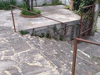 Casa Indipendente in Vendita a Castelnuovo Magra, zona Molicciara, 80'000€, 95 m², arredato