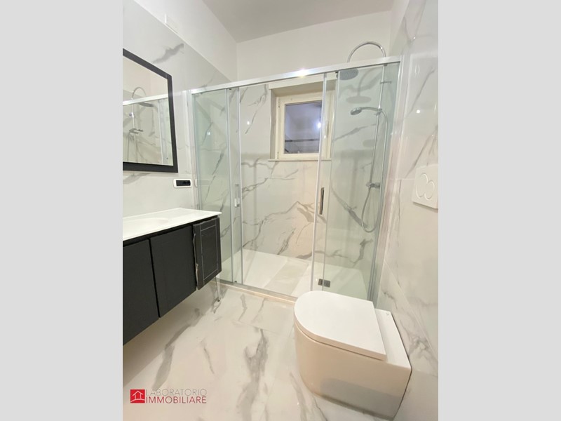 Appartamento in Vendita a Lecce, 485'000€, 240 m², arredato