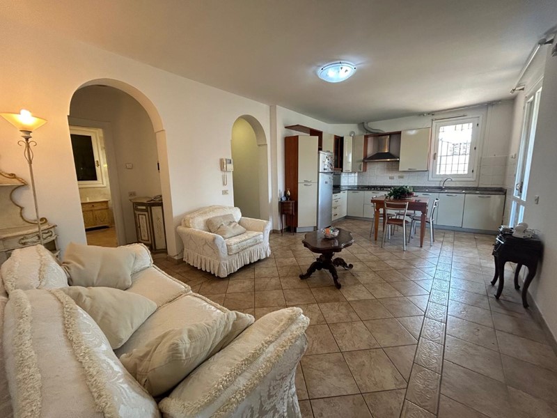 Trilocale in Vendita a Empoli, 279'000€, 70 m², con Box