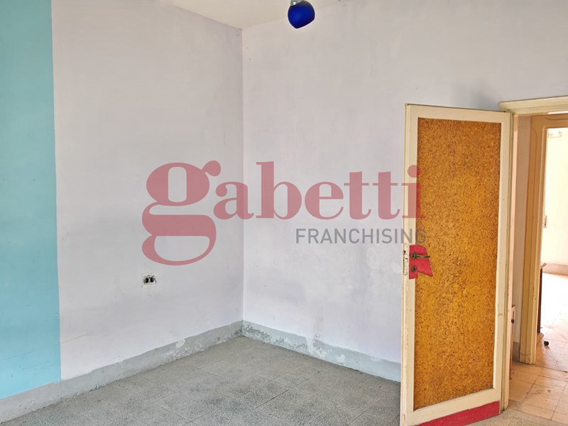 Casa Indipendente in Vendita a Venafro, 78'000&euro;, 177 m²
