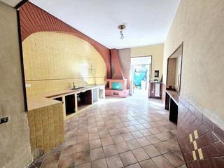 Trilocale in Vendita a Caivano, 68'000€, 74 m²