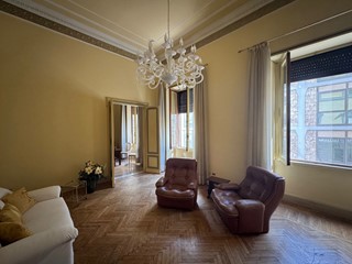 Appartamento in Affitto a Terni, 700€, 120 m², arredato