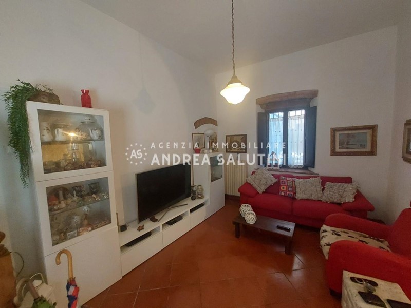 Casa Indipendente in Vendita a Casciana Terme Lari, zona Ceppato, 119'000€, 190 m², arredato, con Box
