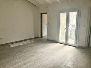 Bilocale in Vendita a Carrara, 99'000€, 40 m²