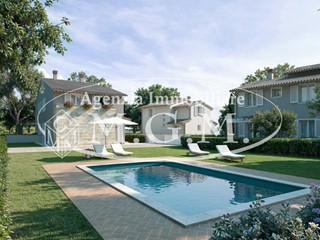 Villa bifamiliare in Vendita a Calcinaia, zona Oltrarno, 420'000€, 143 m²