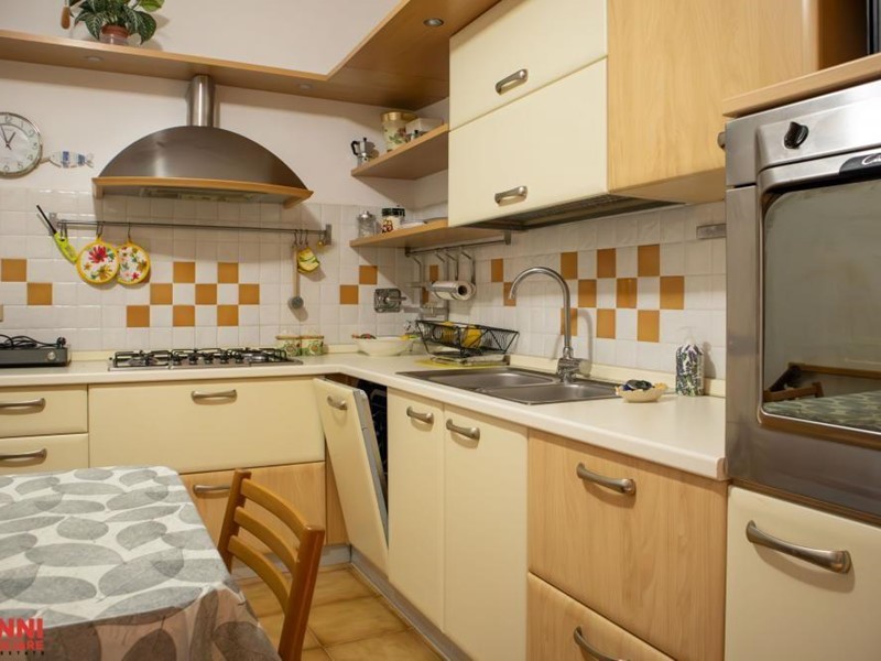 Bilocale in Vendita a Rosignano Marittimo, zona Vada, 159'000€, 45 m², arredato