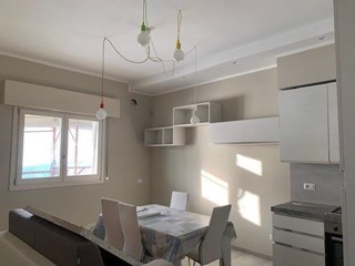 Bilocale in Vendita a Empoli, zona Ponzano, 149'000€, 45 m², arredato