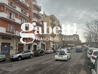 Negozio in Affitto a Roma, 850&euro;, 46 m²