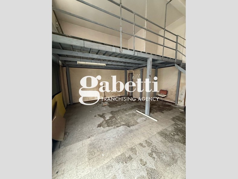 Negozio in Vendita a Roma, 94'000€, 46 m²