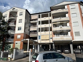 Trilocale in Vendita a Latina, 125'000€, 60 m²