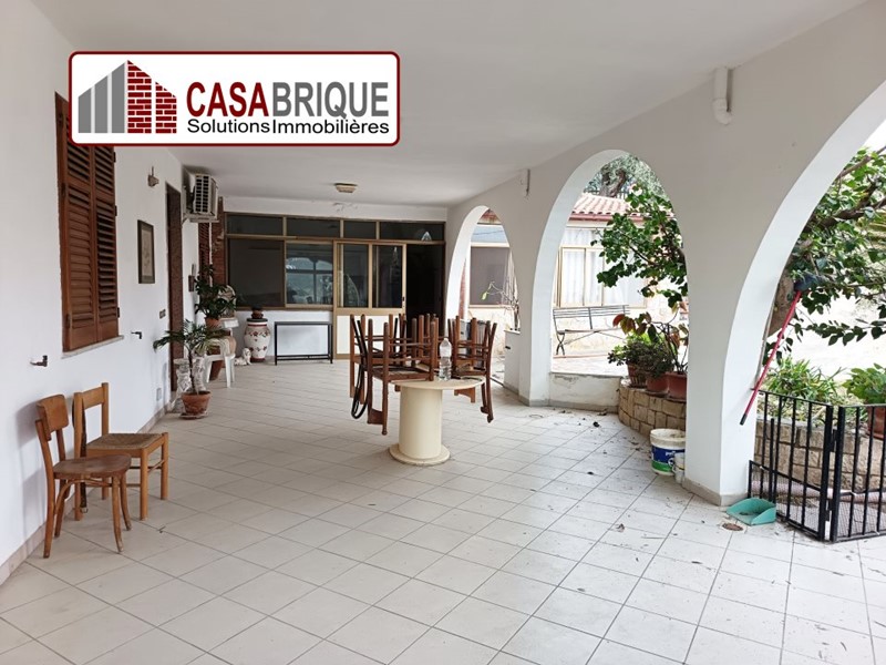 Villa in Vendita a Termini Imerese, 279'000€, 180 m²