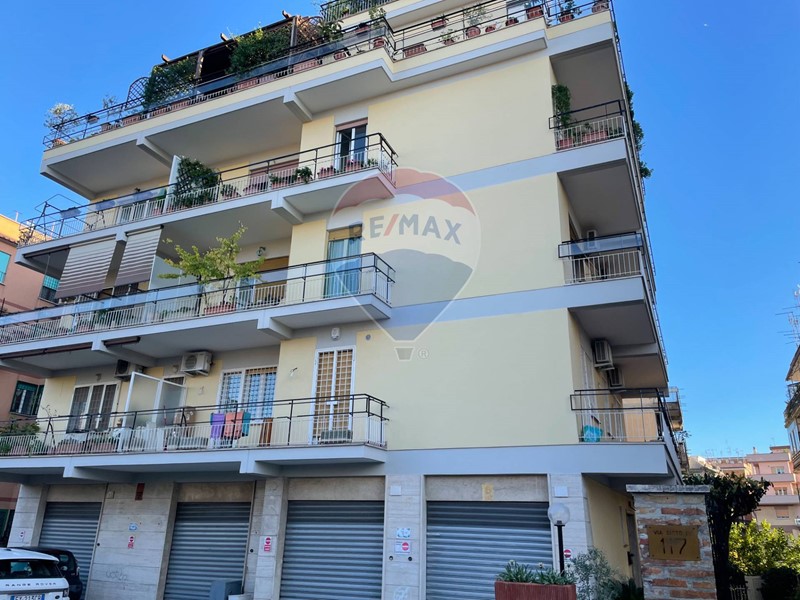 Bilocale in Vendita a Roma, zona Aurelio, 138'000€, 55 m²