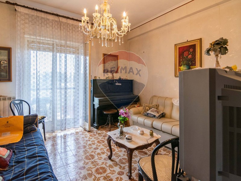 Trilocale in Vendita a Catania, zona San Giovanni Galermo, 73'000€, 85 m²